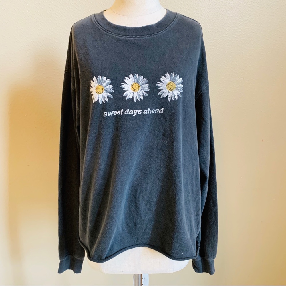 Forever 21 Sweet days ahead grey flower longsleeve - Picture 1 of 5